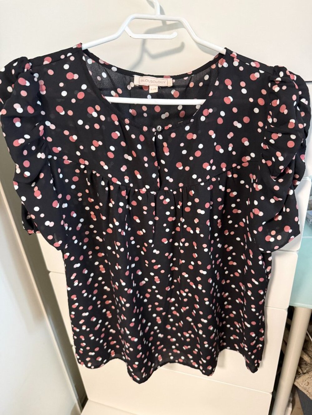 Black with Pink Dots Ruched Short Sleeve Blouse